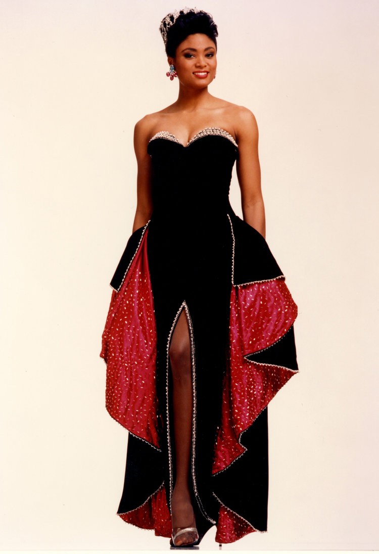 Carole Gist THE GLOBAL BEAUTY AWARDS